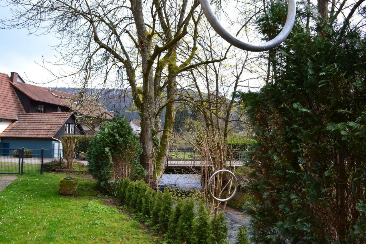 Pension - Gaestehaus Zum Pfaelzerwald Hinterweidenthal ภายนอก รูปภาพ