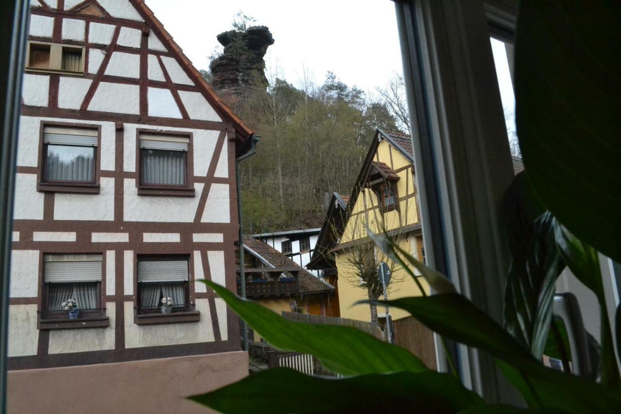 Pension - Gaestehaus Zum Pfaelzerwald Hinterweidenthal ภายนอก รูปภาพ